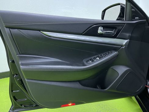 Used 2019 Nissan Maxima 3.5 SL w/ Floor Mat Group image 15