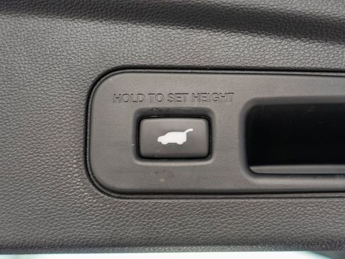 Used 2023 Acura MDX SH-AWD w/ Advance Package image 39