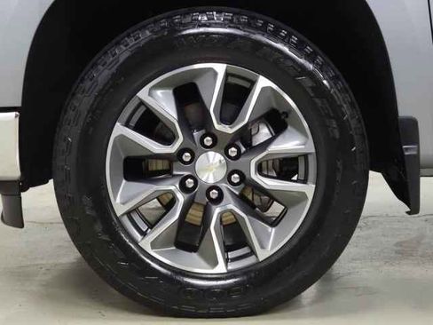 Used 2023 Chevrolet Silverado 1500 LT image 12