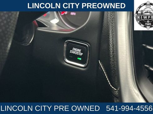 Used 2021 GMC Acadia SLE w/ Driver Convenience Package image 22