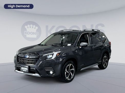 Used 2023 Subaru Forester Touring AWD/4WD image 1