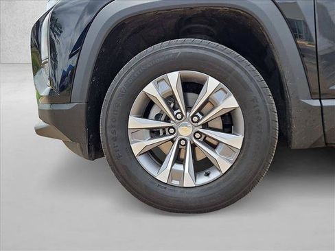Certified 2025 Chevrolet Equinox LT FWD image 24