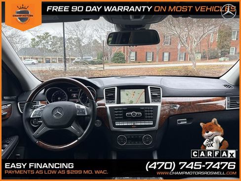 Used 2015 Mercedes-Benz GL 550 4MATIC image 2