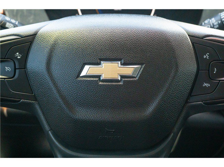 Used 2024 Chevrolet Trax LT FWD image 7