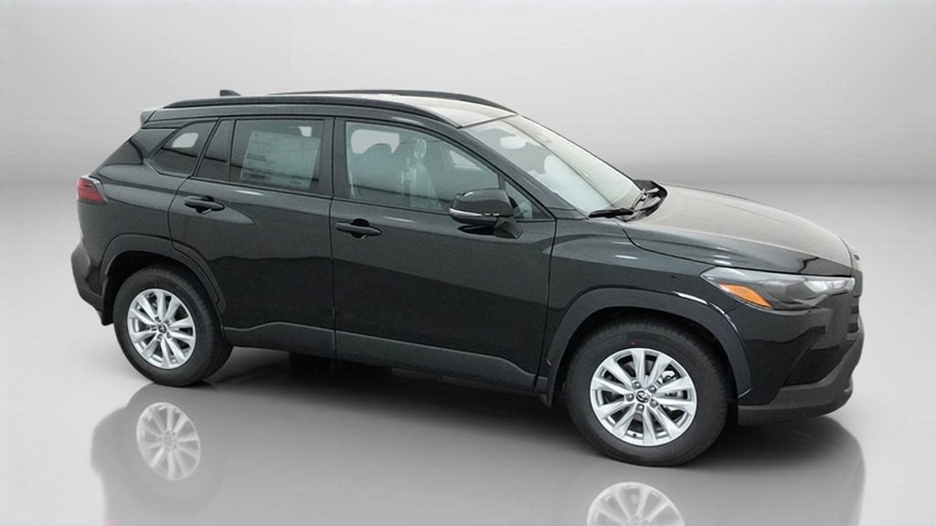 New 2026 Toyota Corolla Cross LE FWD image 36