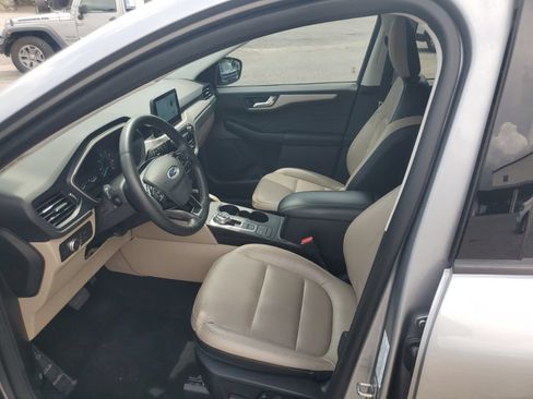 Used 2022 Ford Escape SEL AWD/4WD image 11