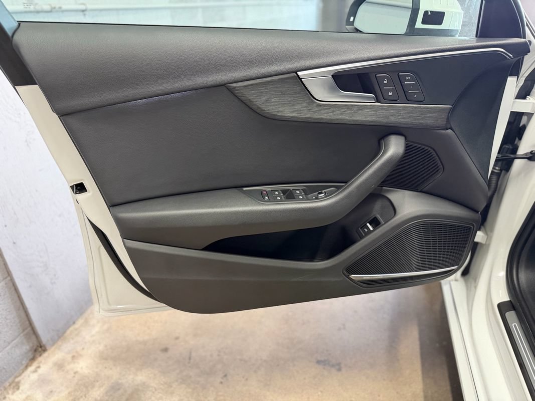 Used 2018 Audi A4 2.0T Premium Plus w/ Premium Plus Package AWD/4WD image 18