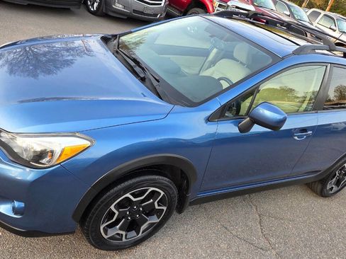 Used 2014 Subaru Crosstrek 2.0i Premium w/ Moonroof Package AWD/4WD image 4