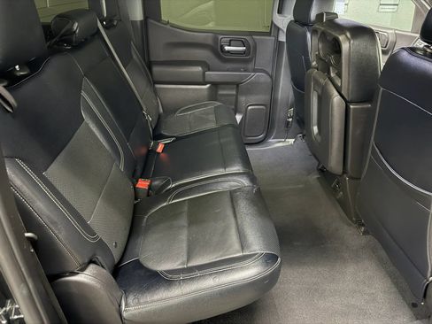 Used 2021 Chevrolet Silverado 1500 Custom RWD image 9