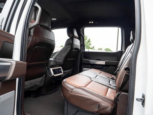 Used 2024 Ford F350 King Ranch AWD/4WD image 34