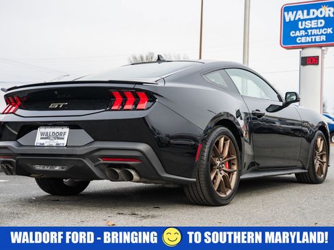 Used 2025 Ford Mustang GT Premium image 4