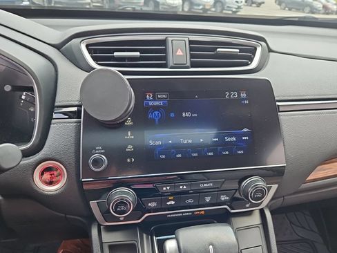Used 2021 Honda CR-V Touring image 3
