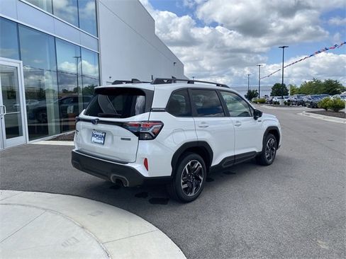 Certified 2025 Subaru Forester Limited w/ Popular Package image 5