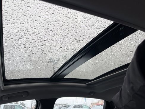 Used 2024 Chevrolet Malibu LT image 12