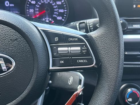 Used 2020 Kia Forte LXS FWD image 24