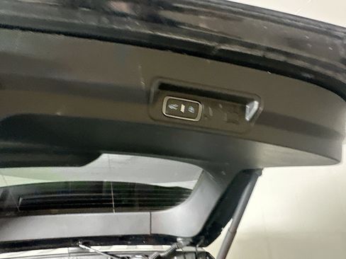 Used 2025 Ford Explorer Platinum w/ LUX Leather Package image 32