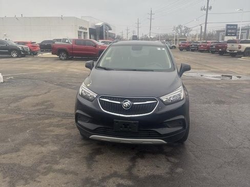Used 2022 Buick Encore Preferred w/ Safety Package image 2