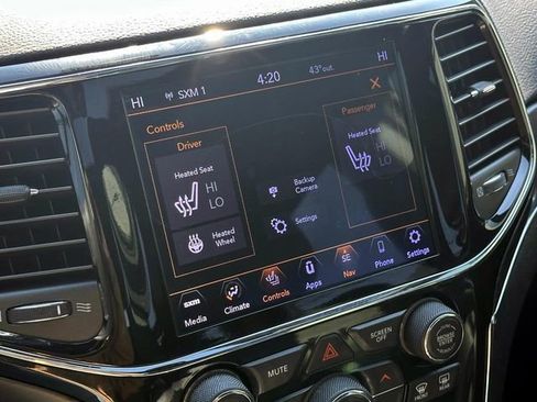 Used 2020 Jeep Grand Cherokee Limited image 27