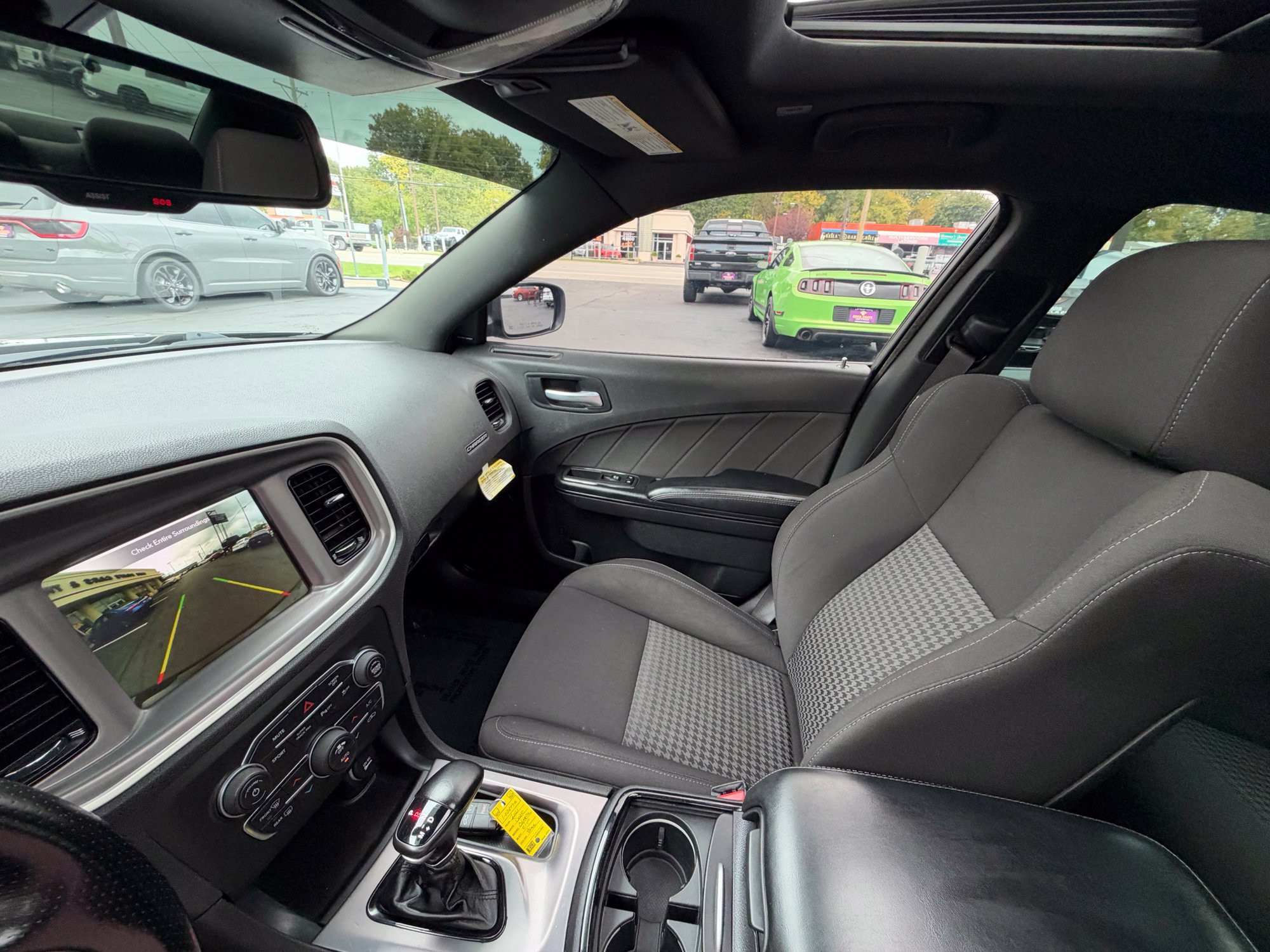 Used 2021 Dodge Charger R/T w/ Harman/Kardon Audio Group RWD image 23