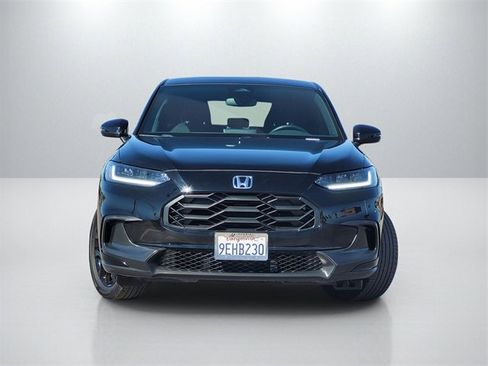 Used 2023 Honda HR-V Sport image 2