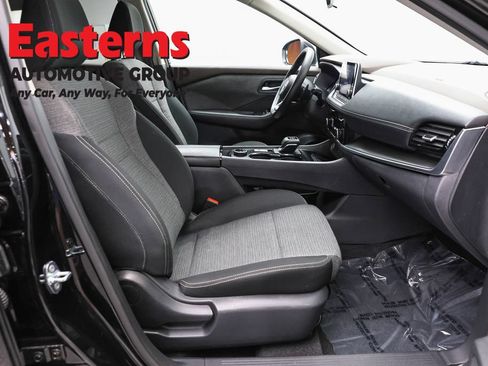Used 2022 Nissan Rogue SV AWD/4WD image 24