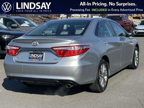 Used 2017 Toyota Camry SE image 7