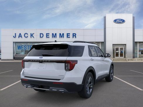 Used 2026 Ford Explorer Active w/ Active Comfort Package AWD/4WD image 8
