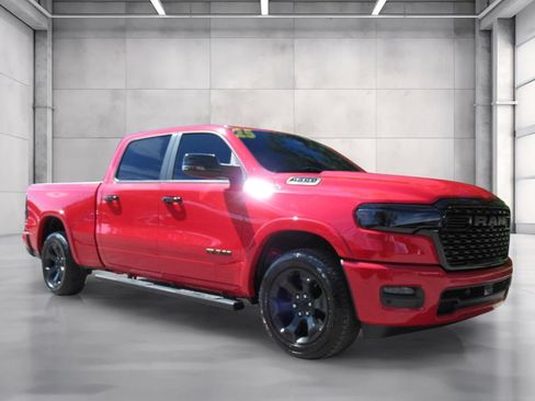 Used 2025 RAM 1500 Big Horn AWD/4WD image 1