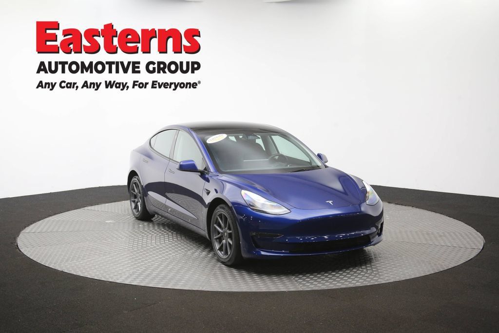 Used 2023 Tesla Model 3 Standard Range RWD image 46