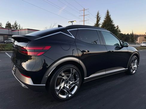 Used 2023 Genesis GV60 Performance image 11