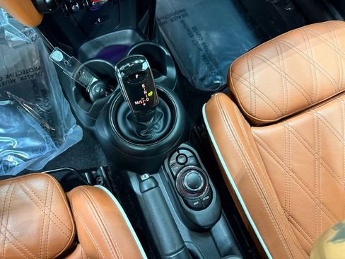 Certified 2023 MINI Cooper S w/ Signature Upholstery Package image 17