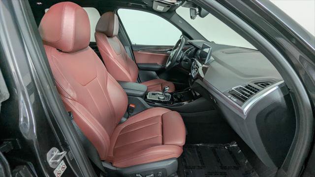 Used 2024 BMW X3 sDrive30i w/ Premium Package w/ZPA RWD image 23