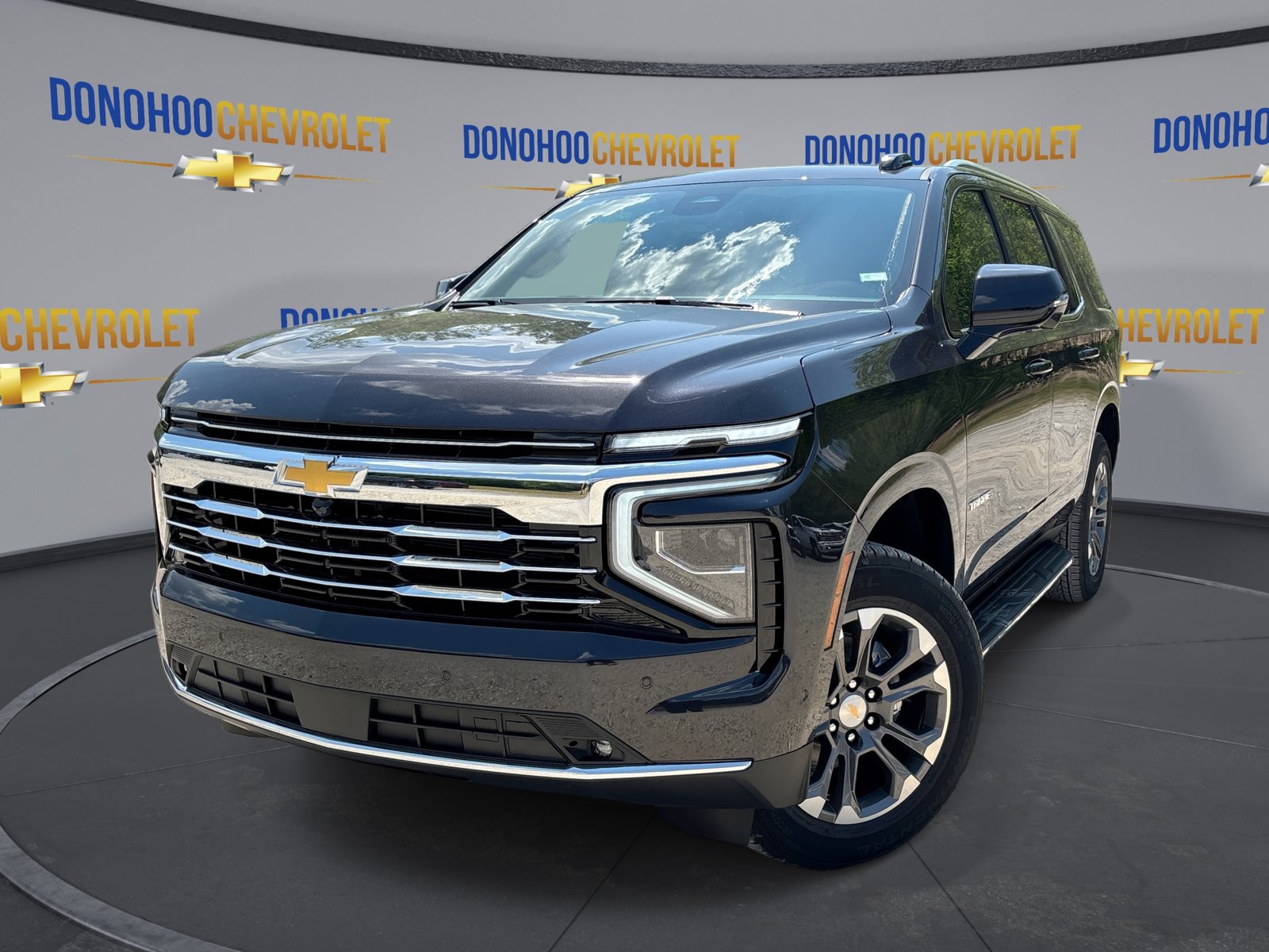 New 2026 Chevrolet Tahoe LT w/ Comfort Package AWD/4WD image 4