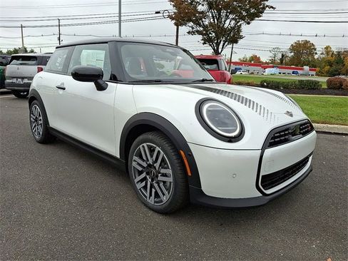 New 2026 MINI Cooper S image 2