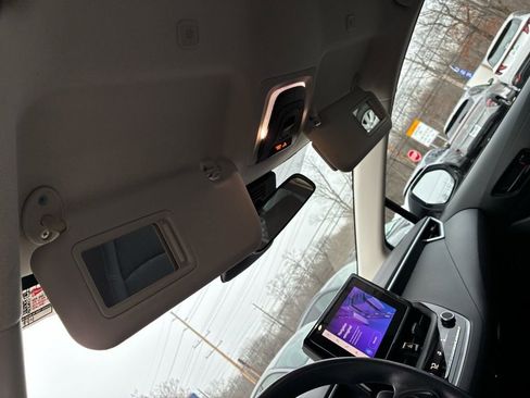 Used 2023 Toyota Corolla LE image 40