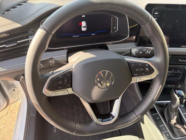 Certified 2026 Volkswagen Jetta SEL FWD image 13