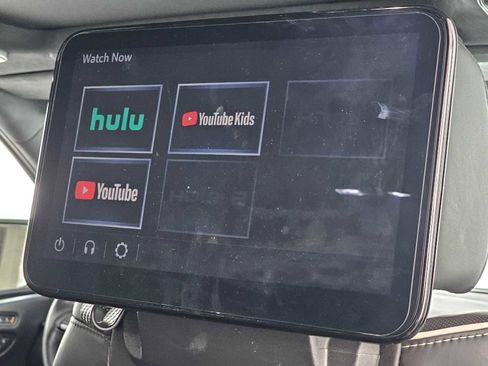 Certified 2023 Cadillac Escalade ESV Sport Platinum image 14