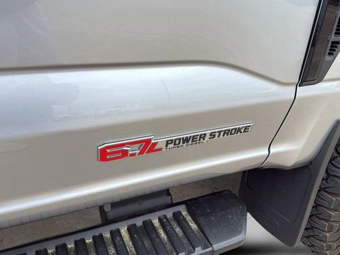 Used 2023 Ford F250 Lariat w/ Lariat Ultimate Package image 15