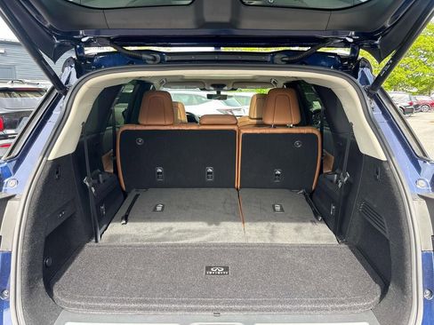 Certified 2023 INFINITI QX60 Sensory w/ Vision Package AWD/4WD image 17