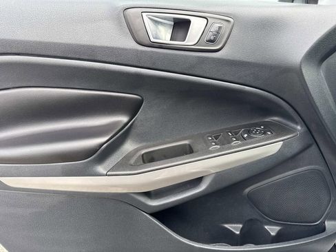 Used 2018 Ford EcoSport Titanium image 18