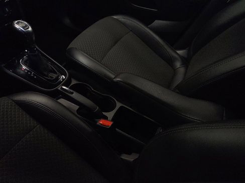 Used 2019 Buick Encore Preferred FWD image 26