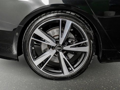 Used 2023 Audi S6 Prestige w/ Prestige Package image 9