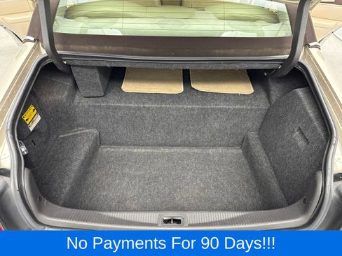 Used 2008 Lincoln Town Car Signature Limited RWD image 32