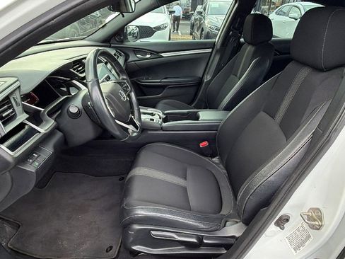 Used 2019 Honda Civic Sport image 13