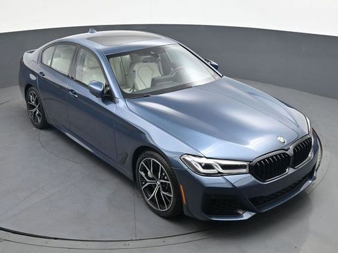Used 2023 BMW 540i w/ M Sport Package RWD image 25