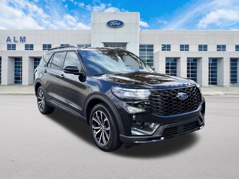 New 2026 Ford Explorer ST-Line w/ Premium Package image 3
