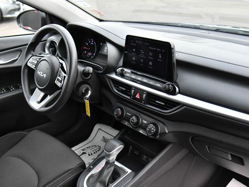 Used 2024 Kia Forte LXS image 36