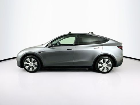 Used 2024 Tesla Model Y Long Range AWD/4WD image 4