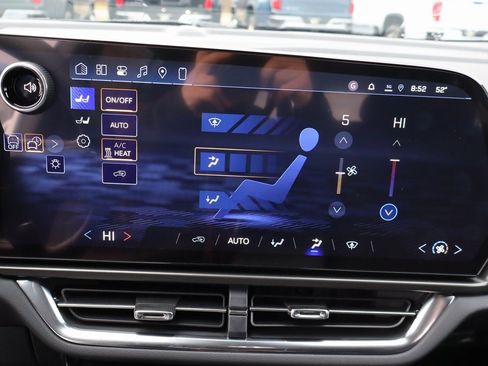 New 2026 Chevrolet Equinox EV LT image 13