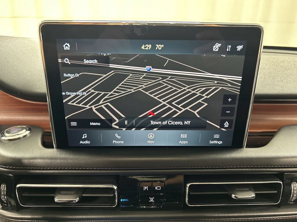 Used 2021 Lincoln Aviator Reserve w/ Equipment Group 201A AWD/4WD image 16